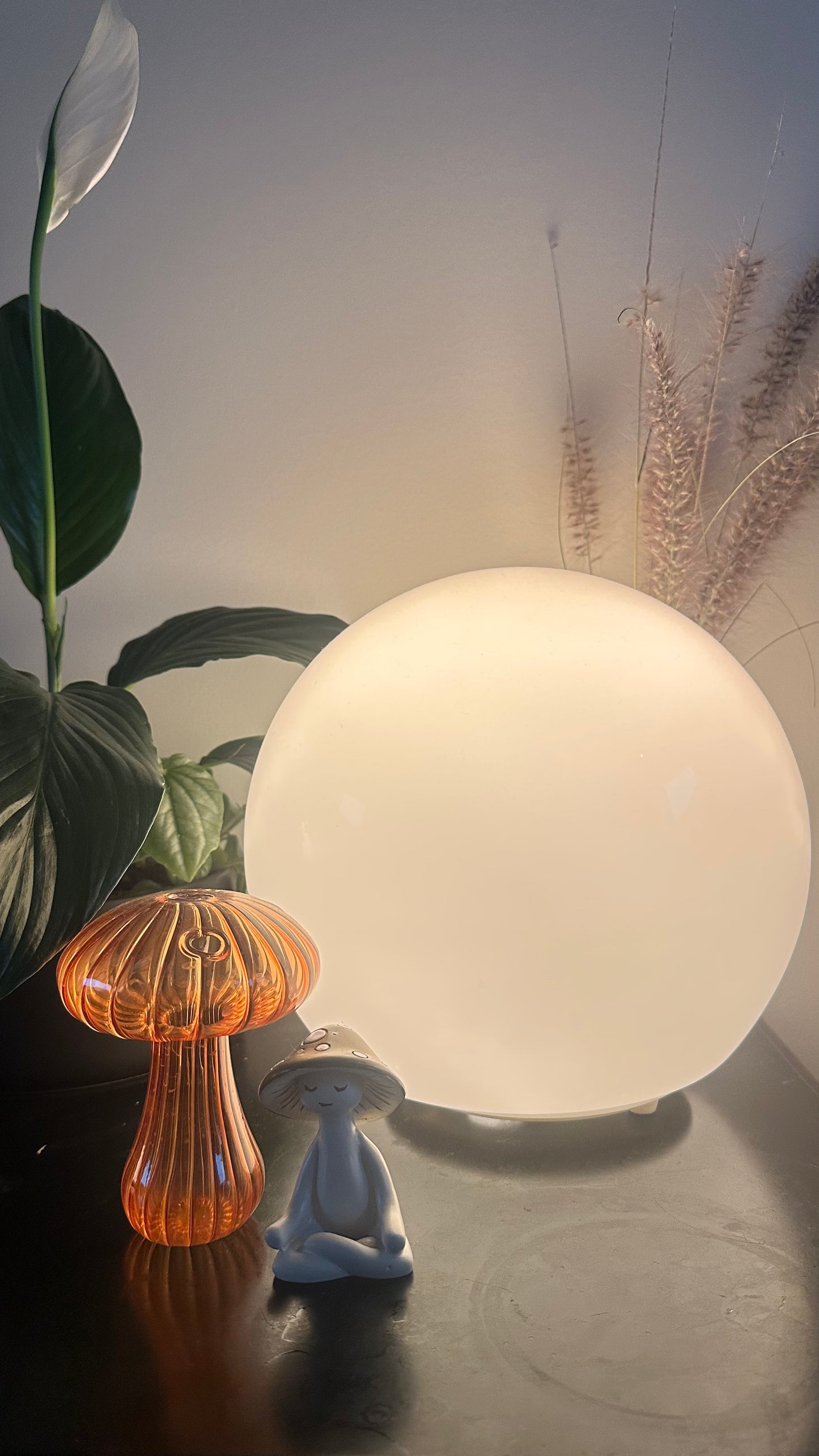 Glow Orb Table Lamp