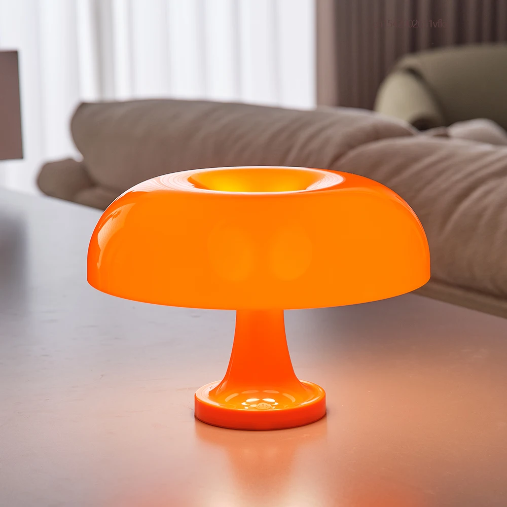 Retro Mushroom Glow Table Lamp